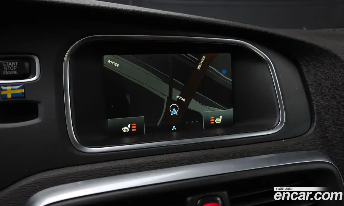 Volvo V40 2016 1.6 гидро в Москве № 802023, фото 17