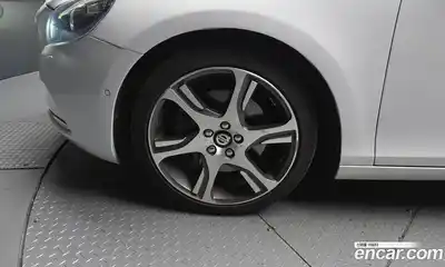Volvo V40 2016 1.6 гидро в Москве № 802023, миниатюра 5