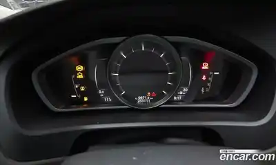 Volvo V40 2016 1.6 гидро в Москве № 802023, миниатюра 8