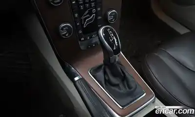 Volvo V40 2016 1.6 гидро в Москве № 802023, миниатюра 9