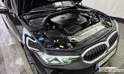 BMW 3-Series 2023 2.0 гидро в Москве № 820862, миниатюра 6