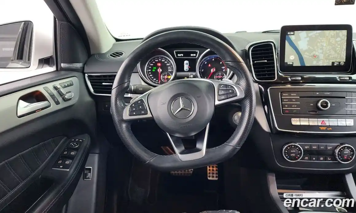 Mercedes-Benz GLE-Class 2017 3.0 гидро в Москве, фото 13