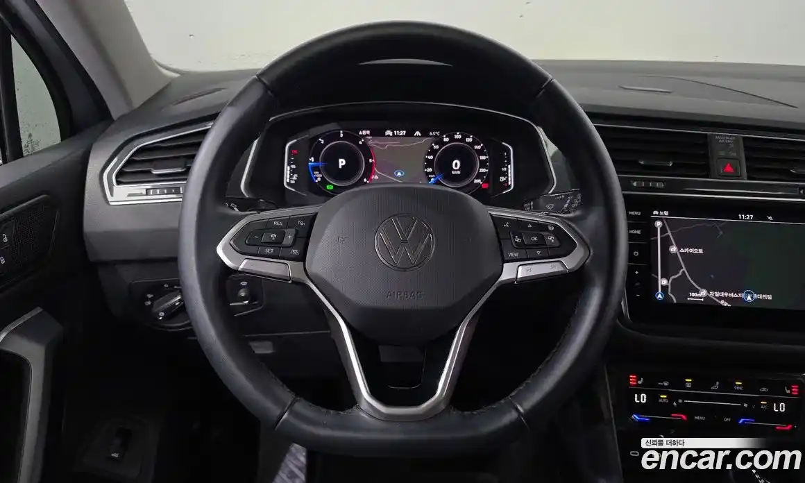 Volkswagen Tiguan 2023 2.0 гидро в Москве № 826092, фото 14