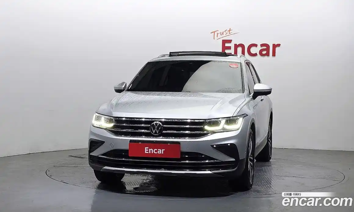 Volkswagen Tiguan 2023 2.0 гидро в Москве № 826092, фото 3