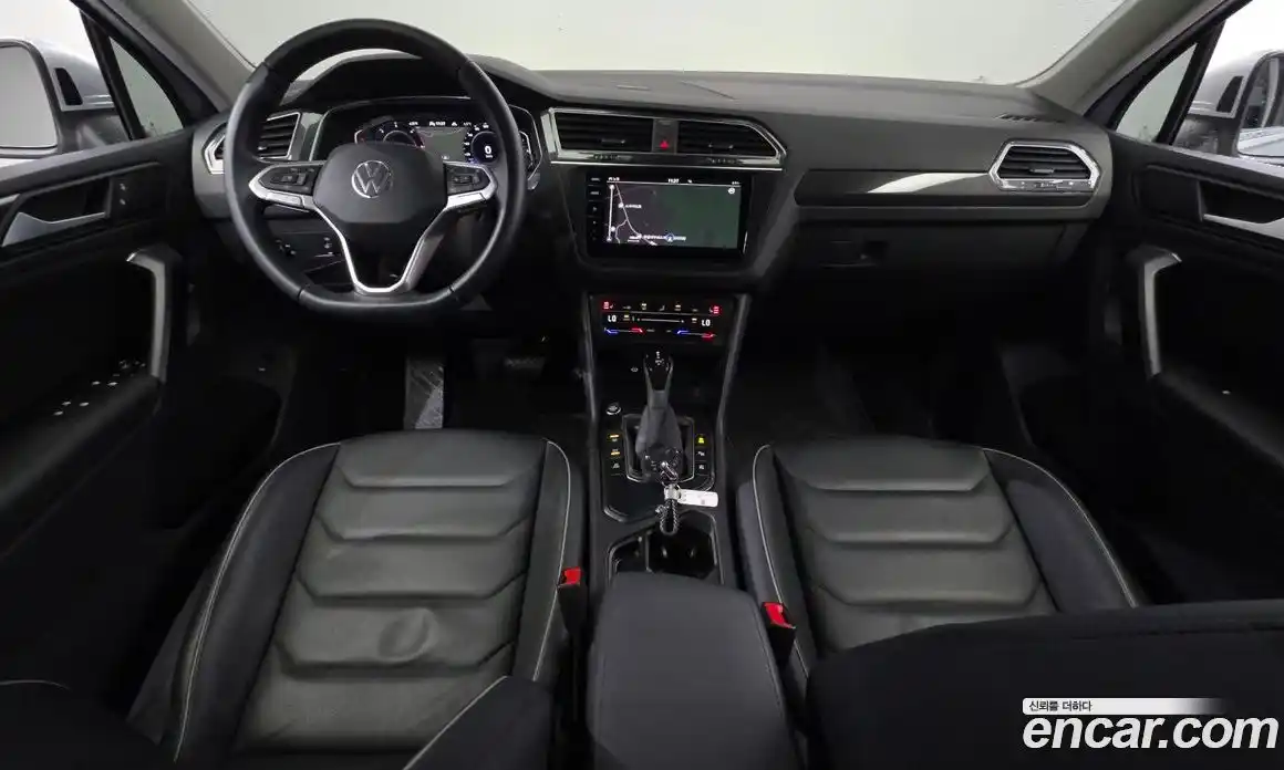 Volkswagen Tiguan 2023 2.0 гидро в Москве № 826092, фото 7