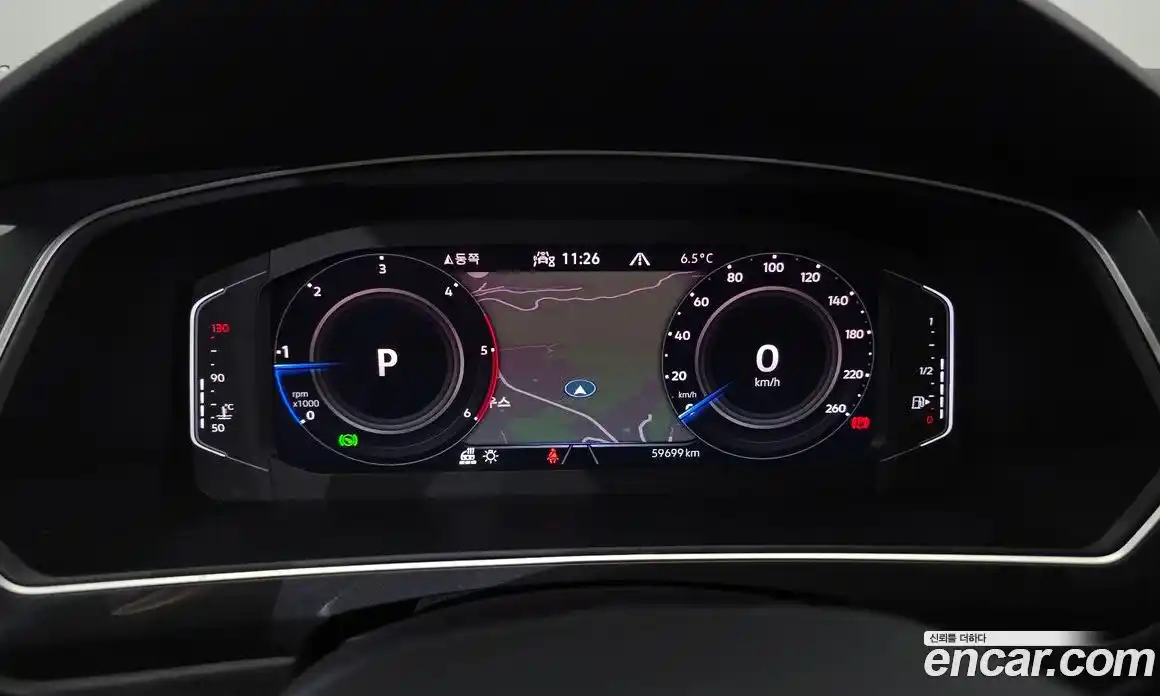 Volkswagen Tiguan 2023 2.0 гидро в Москве № 826092, фото 8