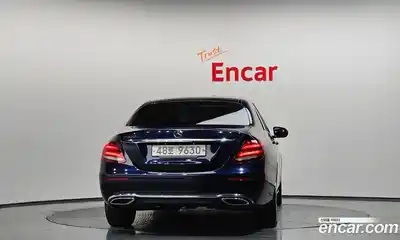 Mercedes-Benz E-Class 2017 1.9 гидро в Москве № 859531, миниатюра 3