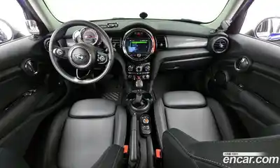 Mini Cooper 2018 1.5 гидро в Москве № 861463, миниатюра 7