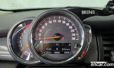 Mini Cooper 2018 1.5 гидро в Москве № 861463, миниатюра 8