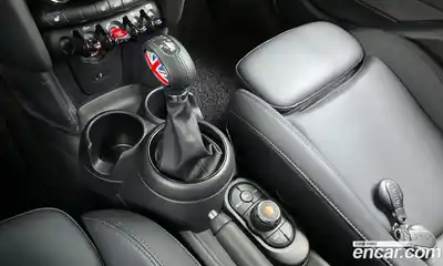 Mini Cooper 2018 1.5 гидро в Москве № 861463, миниатюра 9