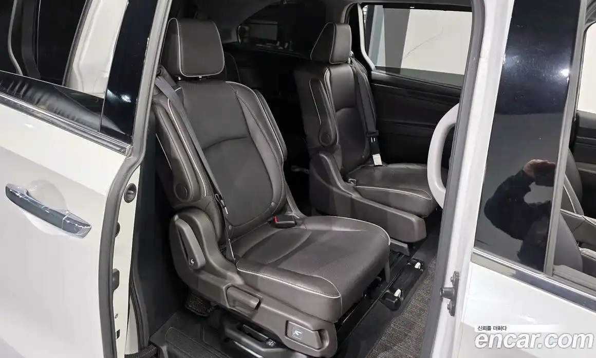 Honda Odyssey 2021 3.5 гидро в Москве № 863105, фото 12