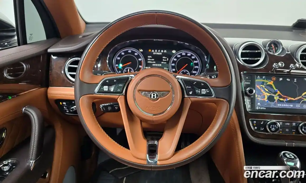 Bentley Bentayga 2017 6.0 гидро в Москве № 864213, фото 13