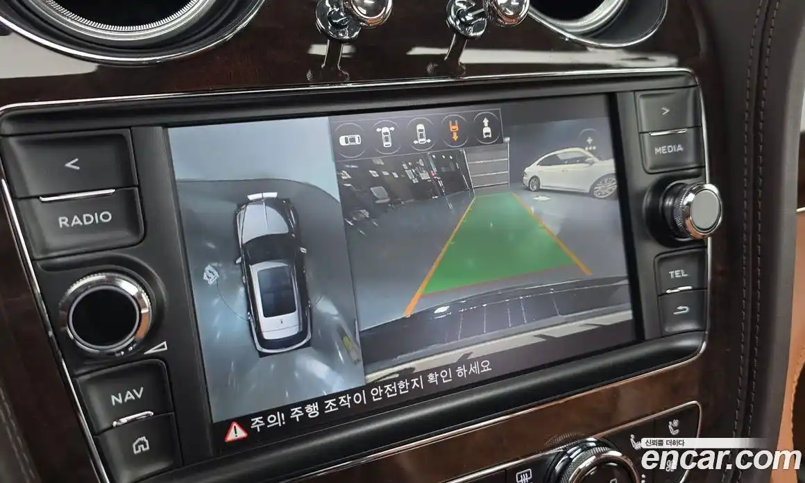 Bentley Bentayga 2017 6.0 гидро в Москве № 864213, фото 16