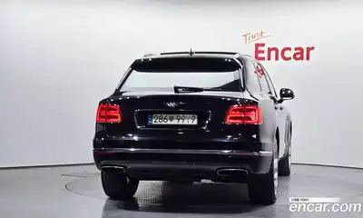 Bentley Bentayga 2017 6.0 гидро в Москве № 864213, миниатюра 4