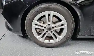 Mercedes-Benz A-Class 2024 2.0 гидро в Москве № 892510, миниатюра 5