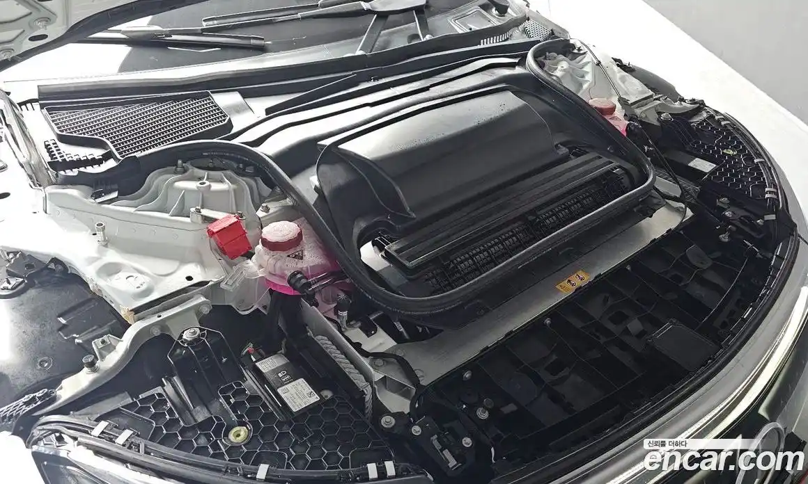 Mercedes-Benz EQS 2023 0.3 гидро в Москве № 892690, фото 6