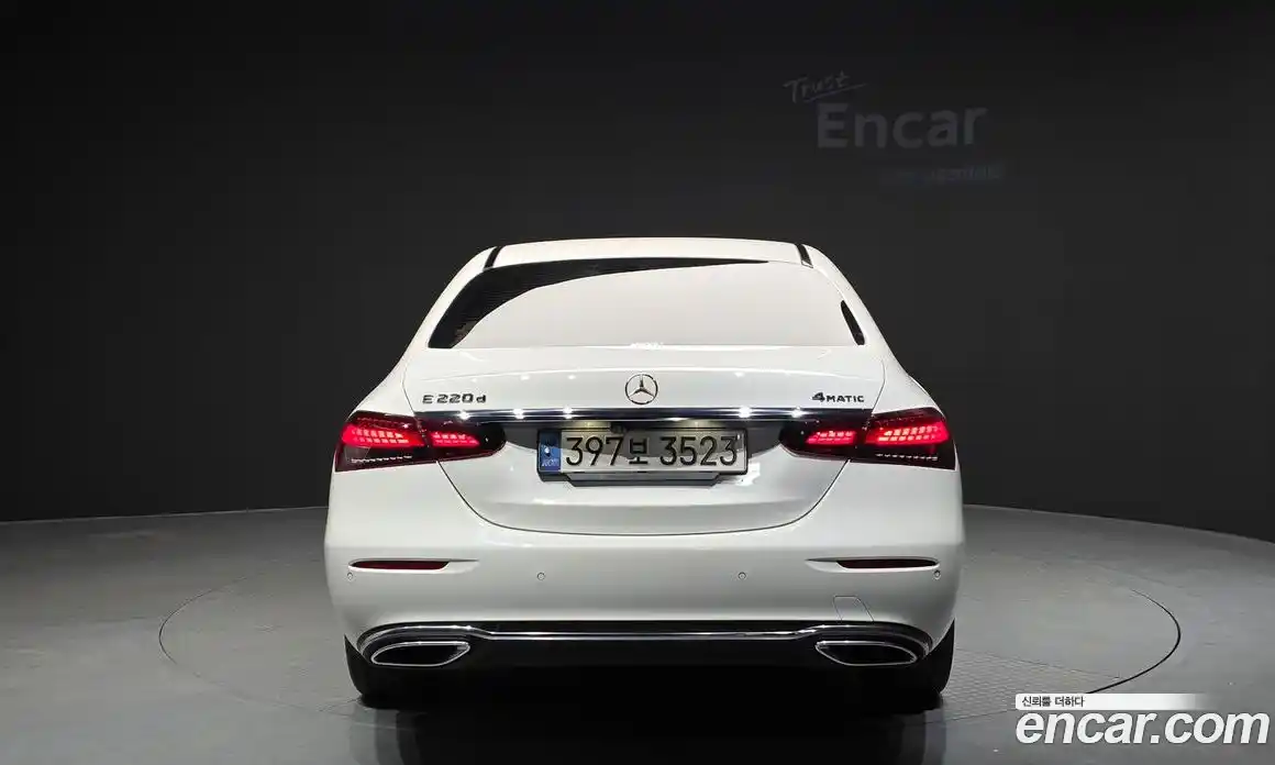 Mercedes-Benz E-Class 2021 1.9 гидро, фото 4