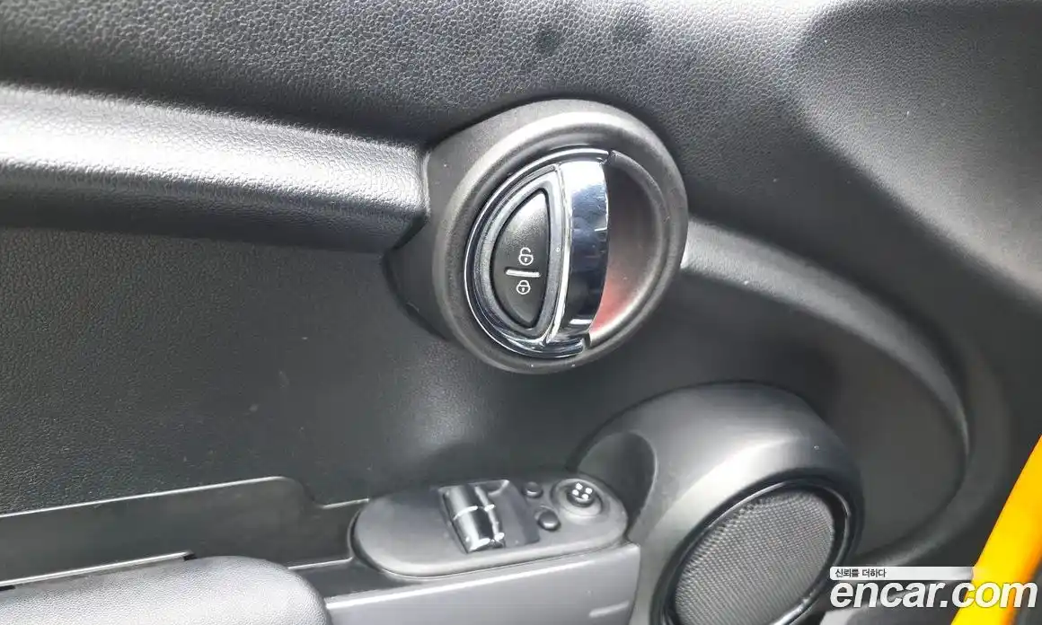 Mini Cooper 2014 1.5 гидро в Москве № 895465, фото 16