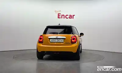 Mini Cooper 2014 1.5 гидро в Москве № 895465, миниатюра 4