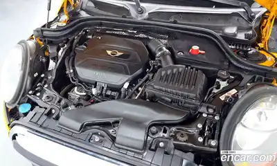 Mini Cooper 2014 1.5 гидро в Москве № 895465, миниатюра 6