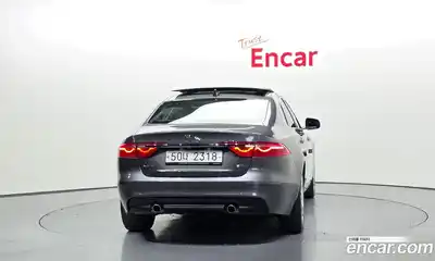 Jaguar XF 2017 2.0 гидро в Москве № 897245, миниатюра 4
