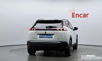 Peugeot 2008 2023 0.1 гидро в Москве № 897381, миниатюра 4