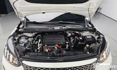 Peugeot 2008 2023 0.1 гидро в Москве № 897381, миниатюра 6