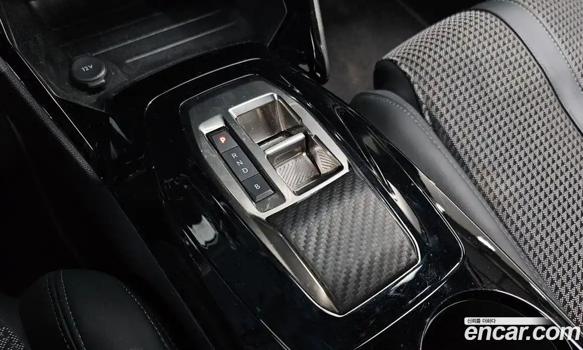 Peugeot 2008 2023 0.1 гидро в Москве № 897381, фото 9