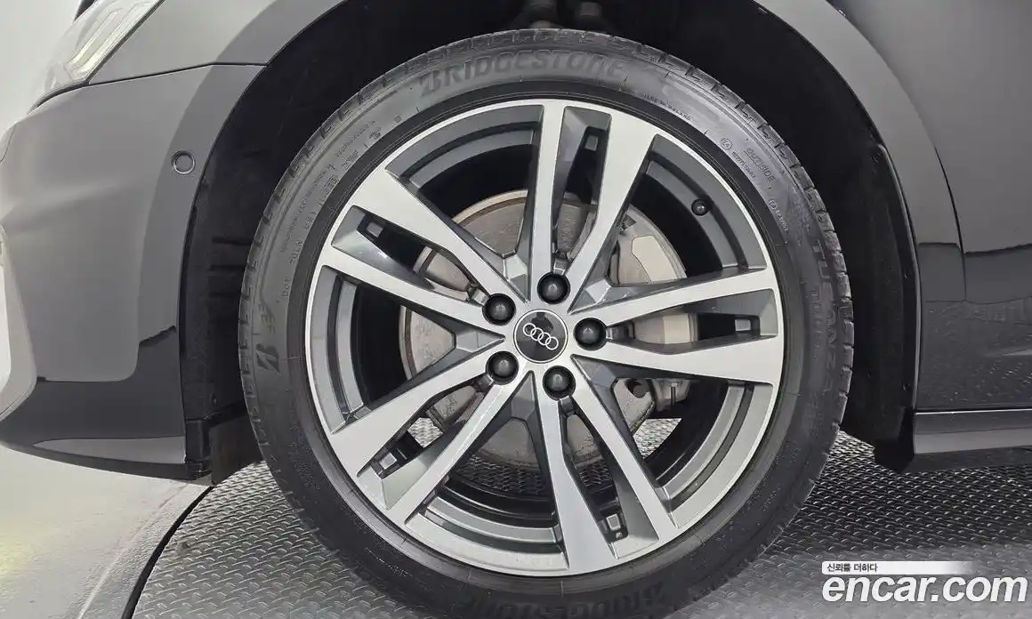 Audi A6 2023 2.0 Автомат в Москве № 970339, фото 5