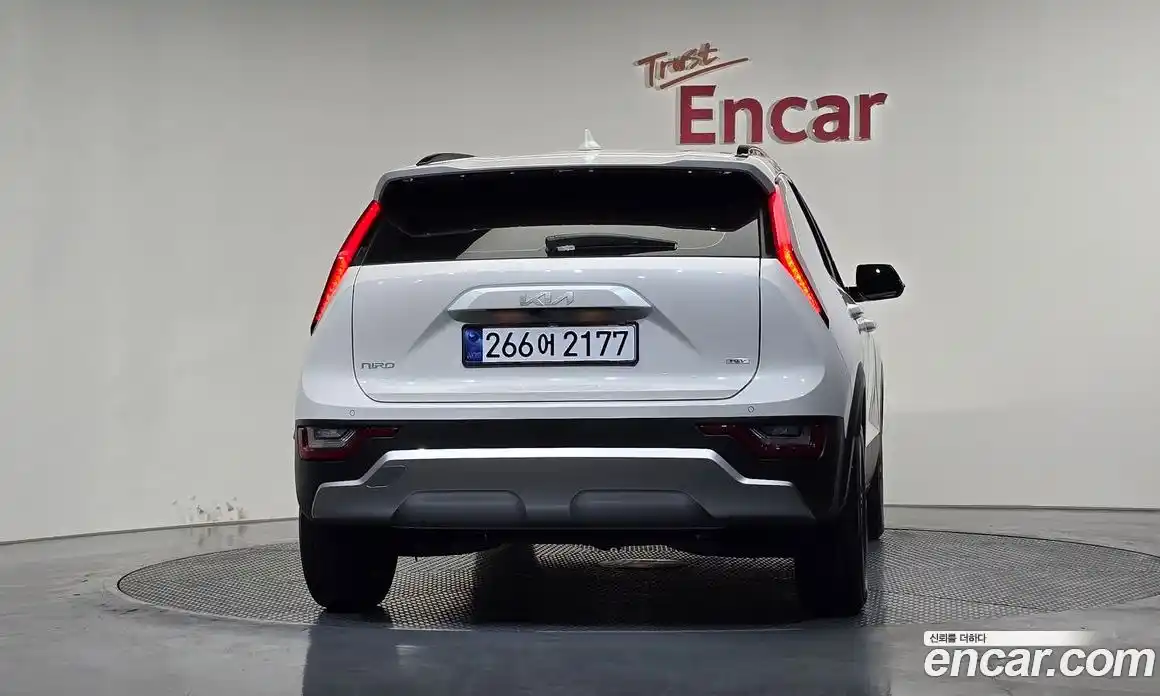 Kia Niro 2025 1.6 Автомат в Москве № 972017, фото 4