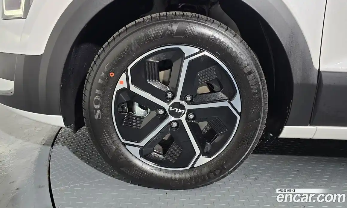 Kia Niro 2025 1.6 Автомат в Москве № 972017, фото 5