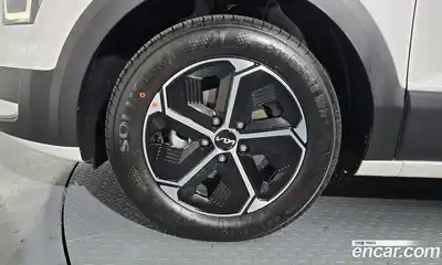 Kia Niro 2025 1.6 Автомат в Москве № 972017, миниатюра 5