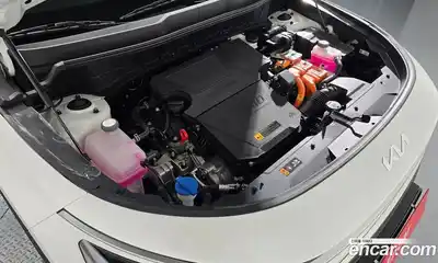 Kia Niro 2025 1.6 Автомат в Москве № 972017, миниатюра 6