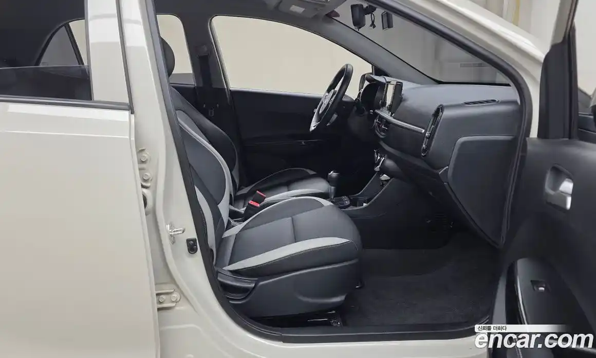 Kia Morning 2019 1.0 Автомат в Москве № 972029, фото 11