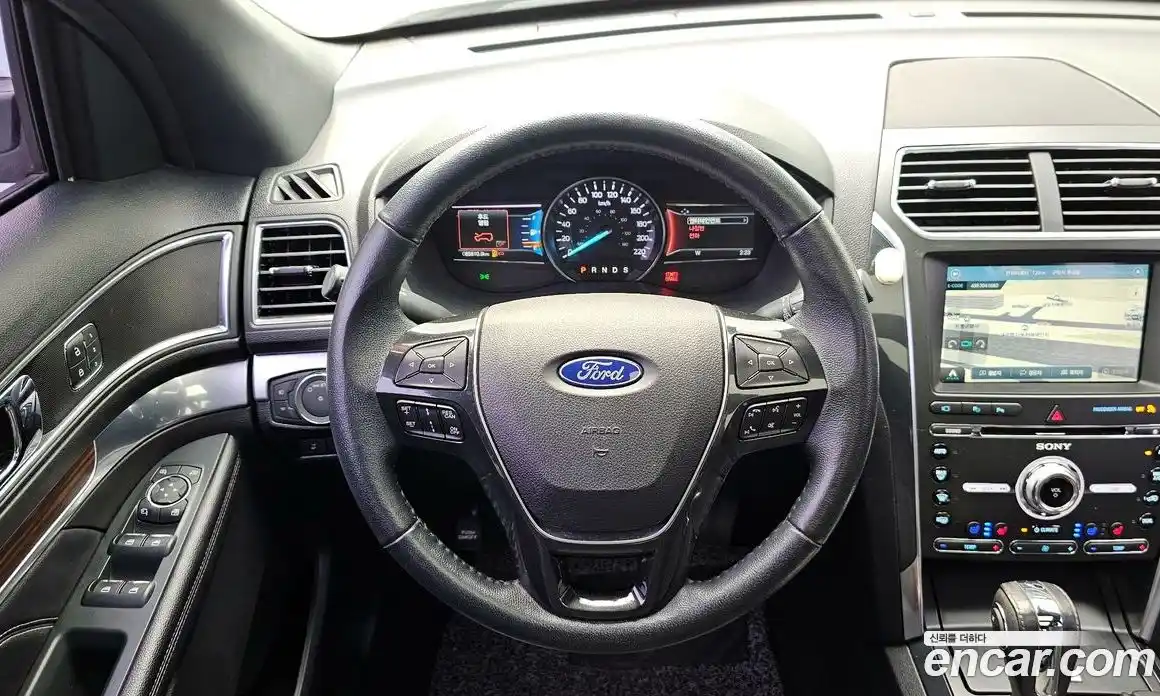 Ford Explorer 2018 2.3 гидро в Москве № 976270, фото 13