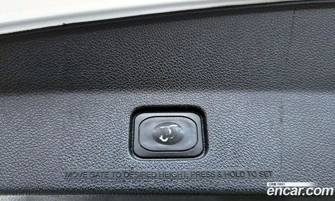 Ford Explorer 2018 2.3 гидро в Москве № 976270, фото 20