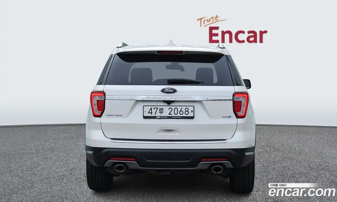 Ford Explorer 2018 2.3 гидро в Москве № 976270, фото 4