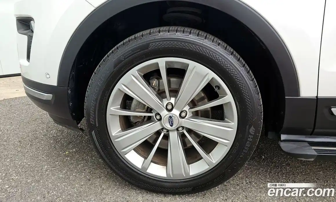 Ford Explorer 2018 2.3 гидро в Москве № 976270, фото 5