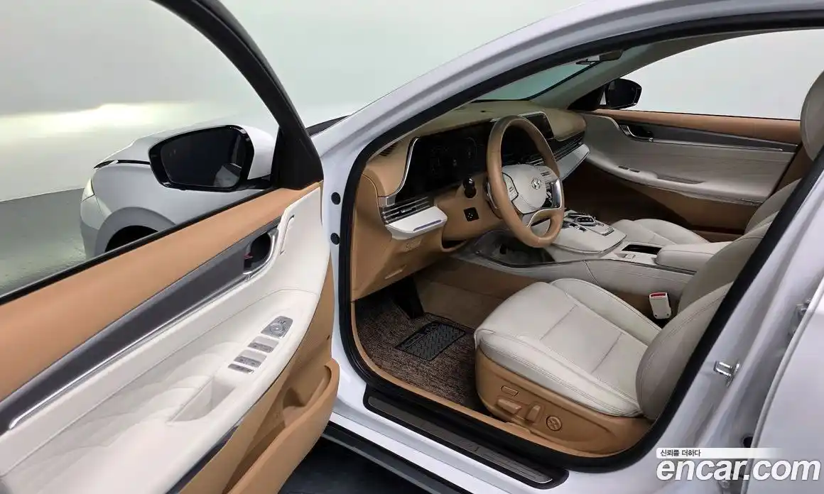 Hyundai Grandeur 2021 2.5 Автомат в Москве № 1002390, фото 11