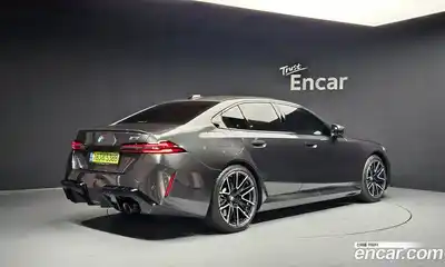 BMW M5 2025 4.4 Автомат в Москве № 1004145, миниатюра 2