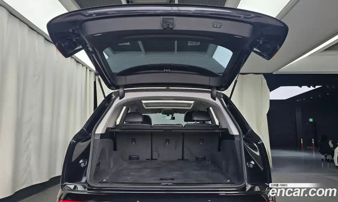 Audi Q7 2019 2.0 Автомат в Москве № 1008026, фото 20