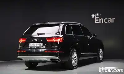 Audi Q7 2019 2.0 Автомат в Москве № 1008026, миниатюра 2