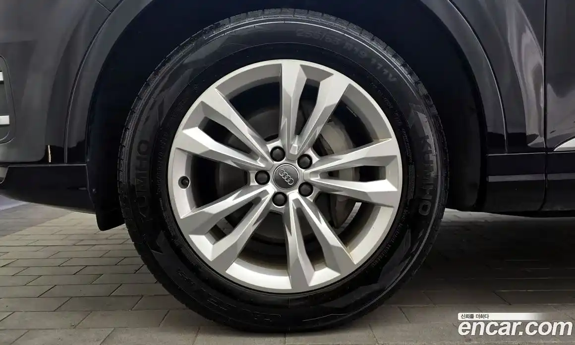 Audi Q7 2019 2.0 Автомат в Москве № 1008026, фото 5