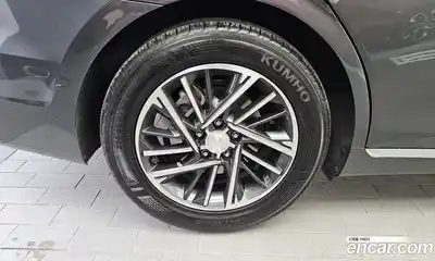 Hyundai Grandeur 2022 2.5 Автомат в Москве № 1008393, миниатюра 5