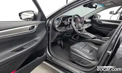 Hyundai Grandeur 2022 2.5 Автомат в Москве № 1008393, миниатюра 10