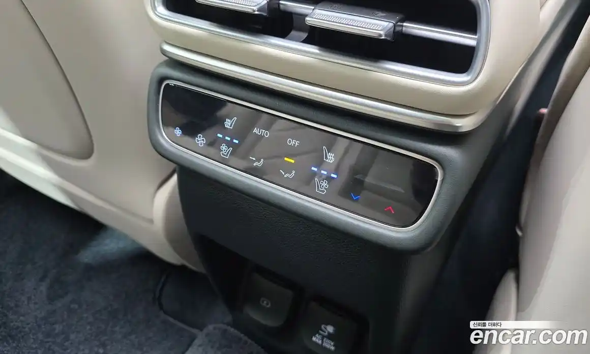 Genesis GV80 2024 2.5 Автомат в Москве № 1010039, фото 17