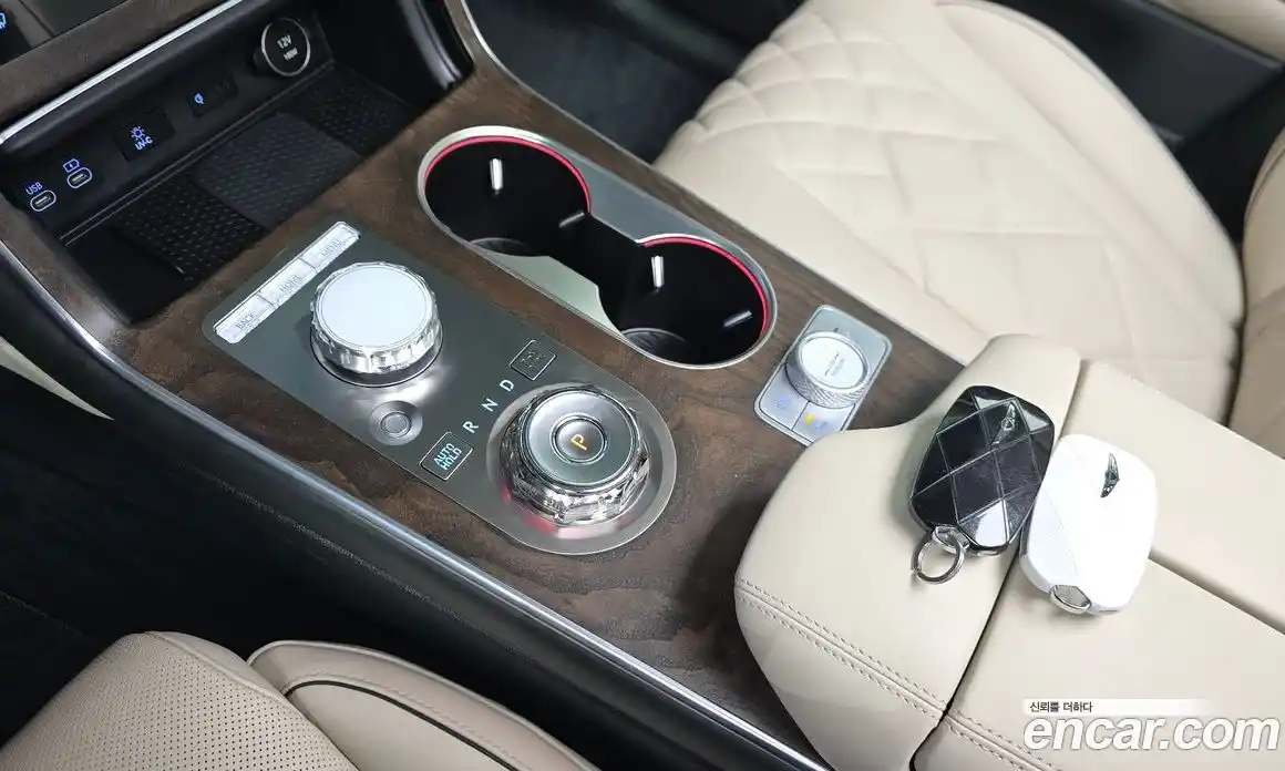 Genesis GV80 2024 2.5 Автомат в Москве № 1010039, фото 8