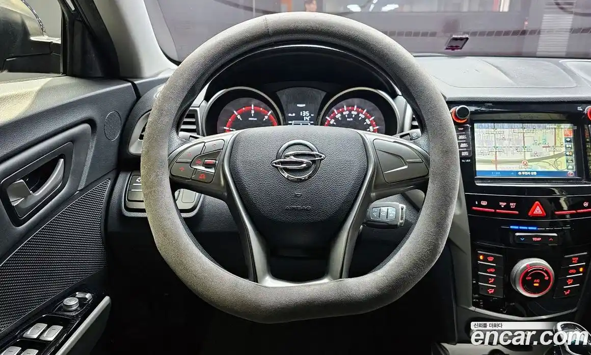 SsangYong TIBOLI 2016 1.6 Автомат в Москве № 1011106, фото 13