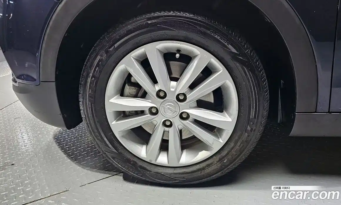 SsangYong TIBOLI 2016 1.6 Автомат в Москве № 1011106, фото 6