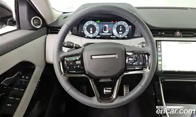Land Rover Range-Rover Evoque 2024 2.0 гидро в Москве № 1012471, миниатюра 12